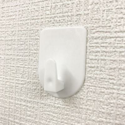 【クリックポスト対応】くりぴたフック壁紙用 コンパクトフック (M) （耐荷重1kg) （白）大容量パック【10セット入】